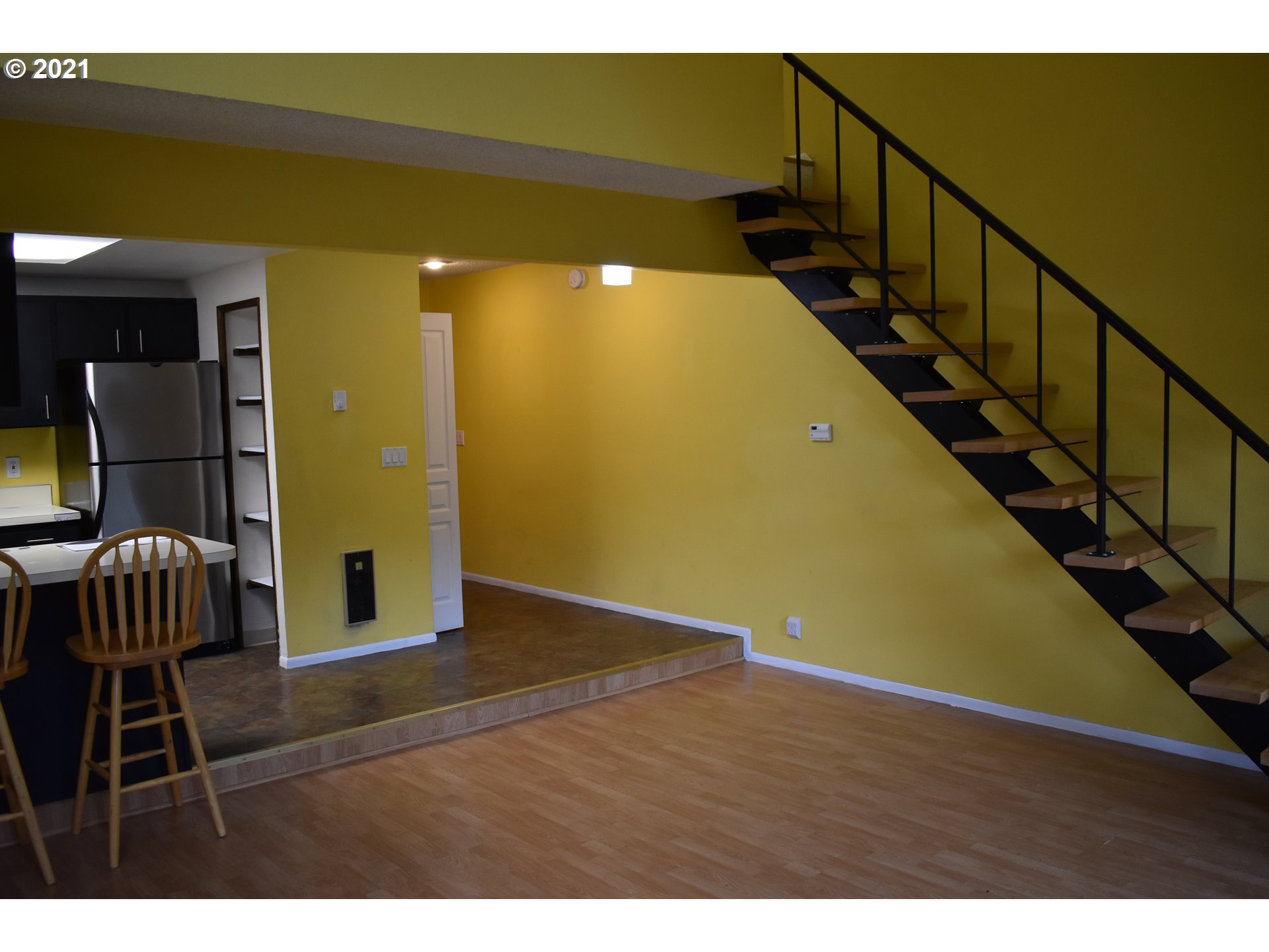 4690 Southwest Comus Place Portland, OR 97219 - Photo 19 of 32 Gallery Image 19