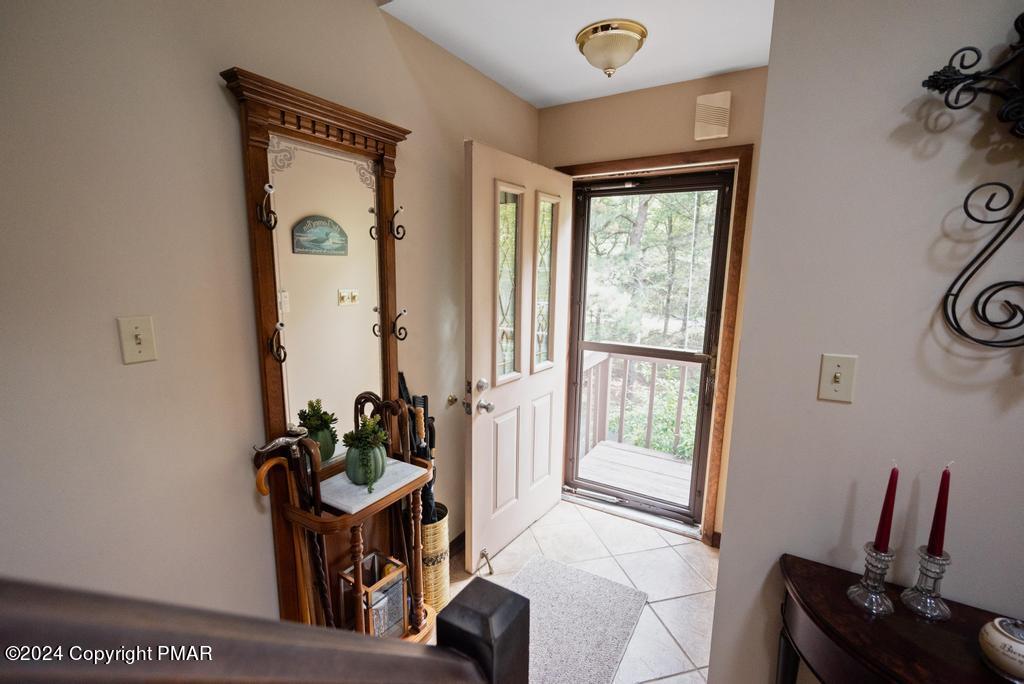 1265 Clover Road Long Pond, PA 18334 - Photo 4 of 58 DSC_1078