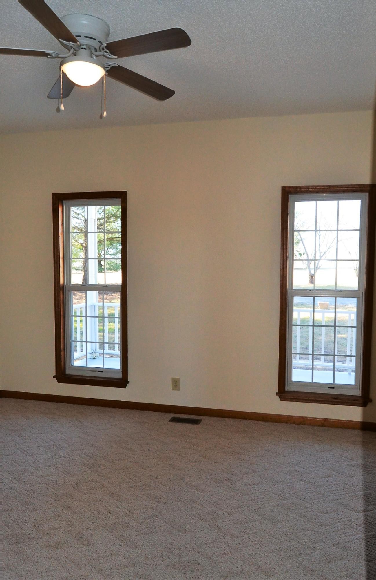 305 Fields Road Crossville, TN 38572 - Photo 8 of 40 Gallery Image 8