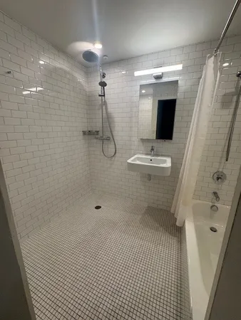 $2,400 | 1312 Live Oak Street, Unit 101, Houston, TX 77003