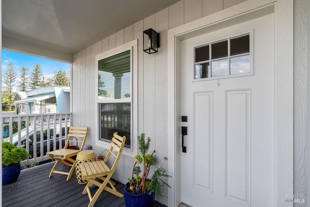 162 Redwing Drive Santa Rosa, CA 95409 - Photo 10 of 33 Come sit and greet your neighbors.