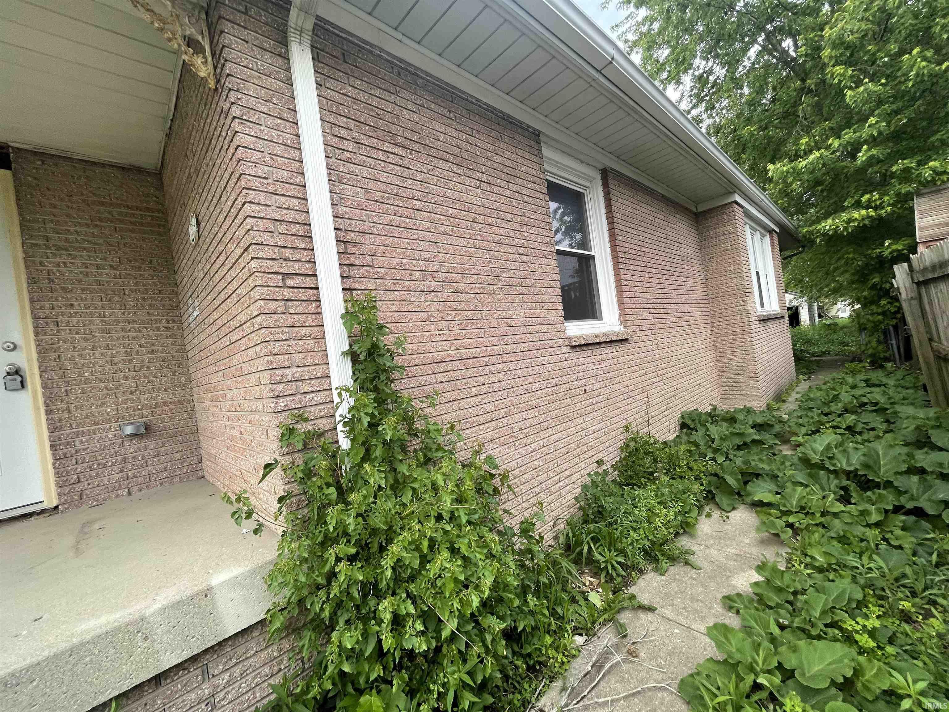 2630 Meridian Street Anderson, IN 46016 - Photo 3 of 17