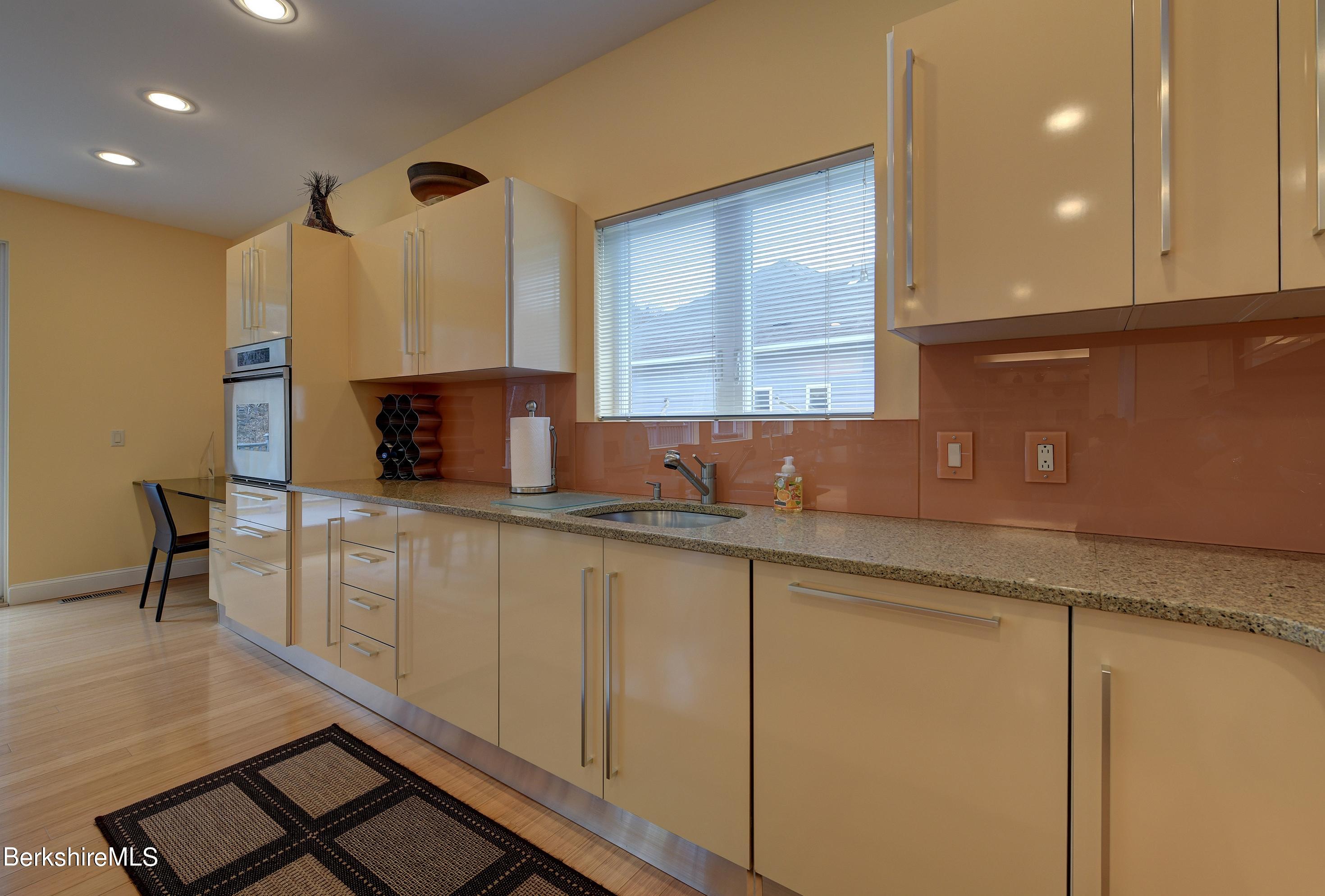 561 Red Barn Road Dalton, MA 01226 - Photo 22 of 60 16-Kitchen