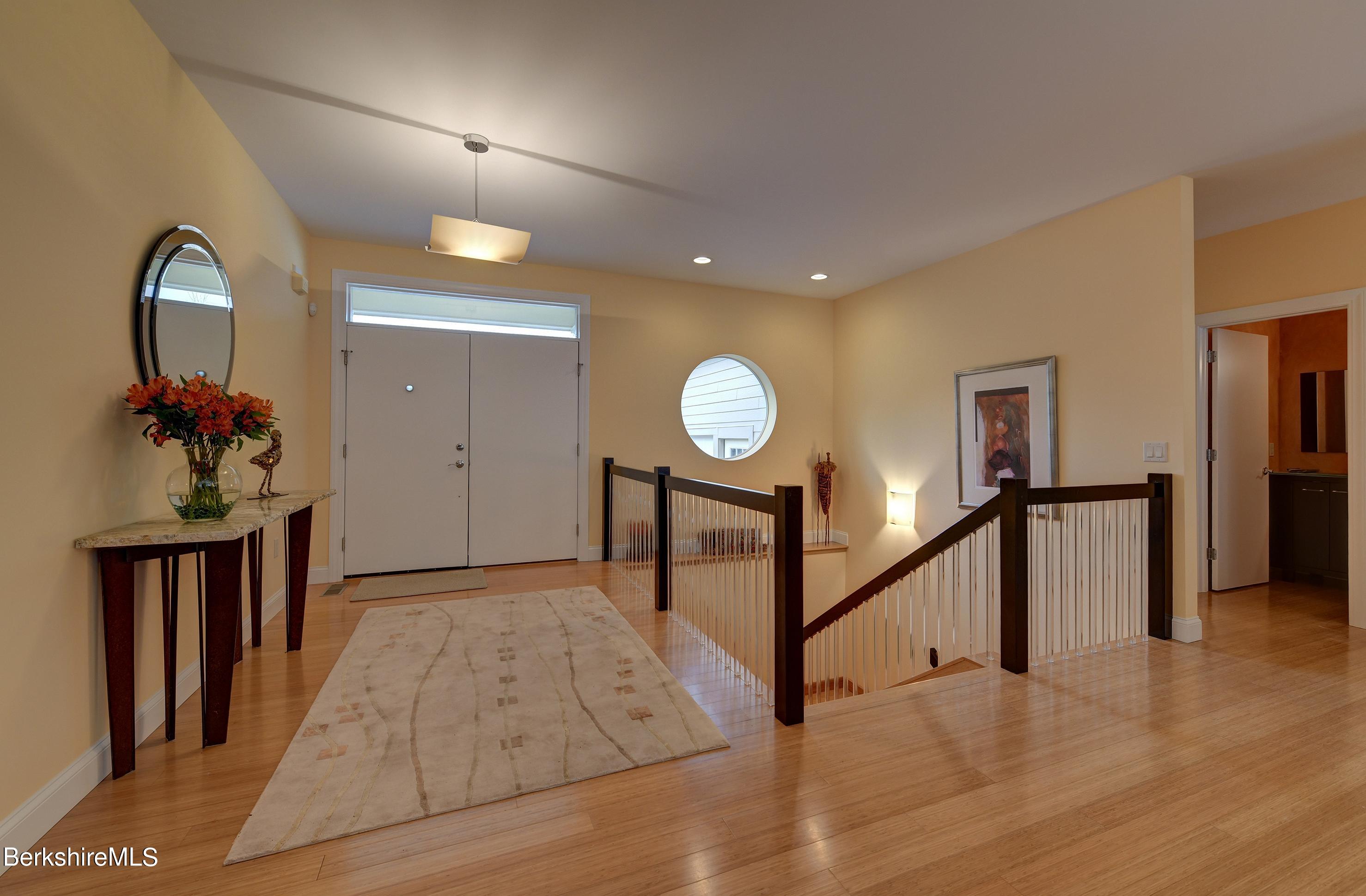 561 Red Barn Road Dalton, MA 01226 - Photo 4 of 60 4-Foyer