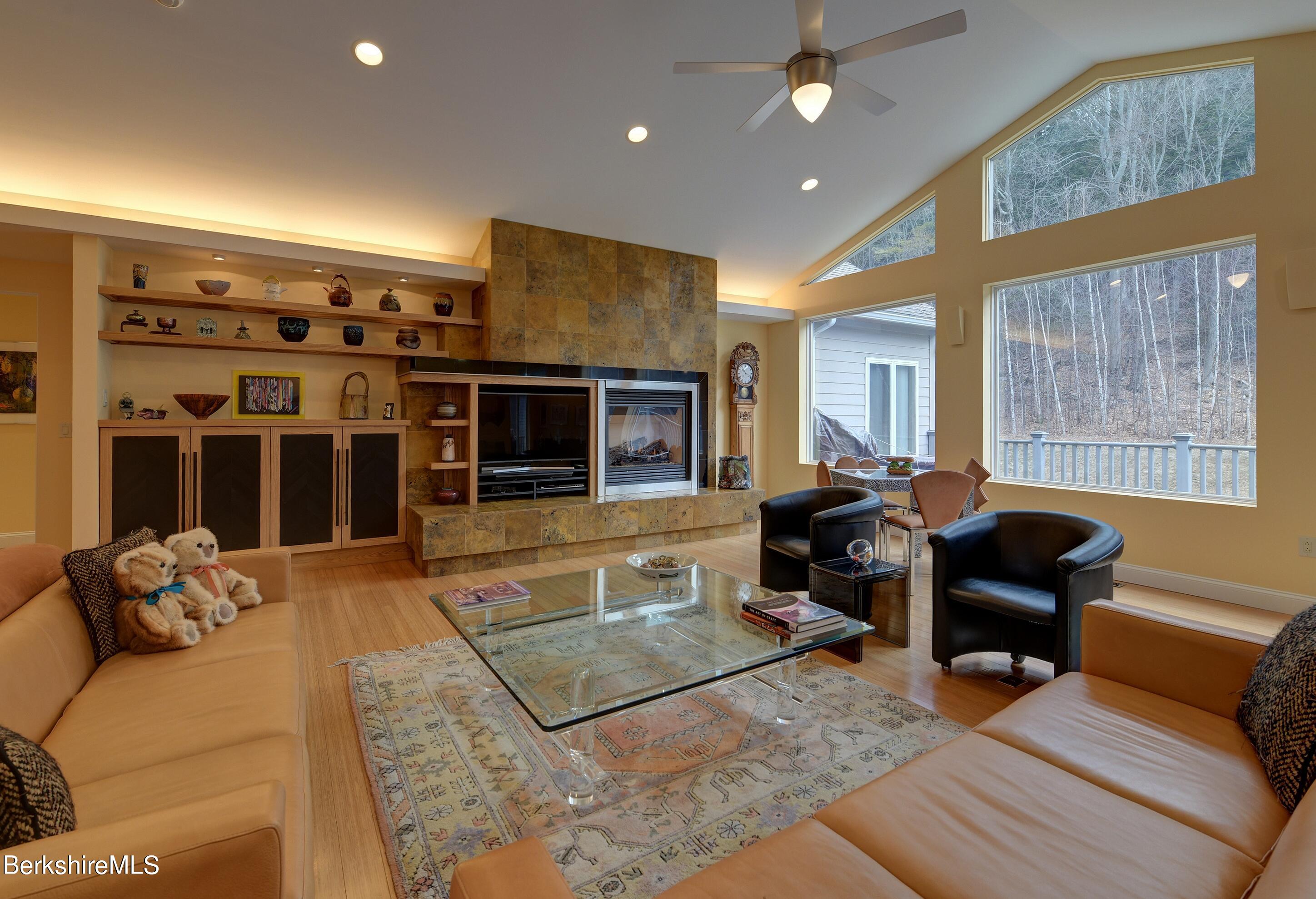 561 Red Barn Road Dalton, MA 01226 - Photo 9 of 60 Great Room