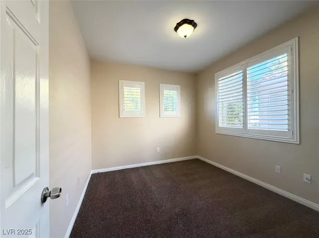 $2,400 | 293 Harpers Ferry Avenue, Las Vegas, NV 89148