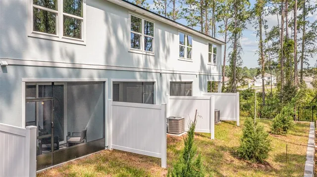 a house view with a outdoor space