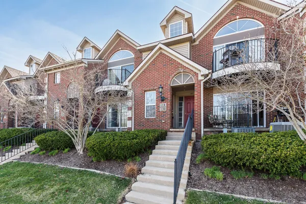 $369,000 | 120 West Oakbrook Drive, Ann Arbor, MI 48103