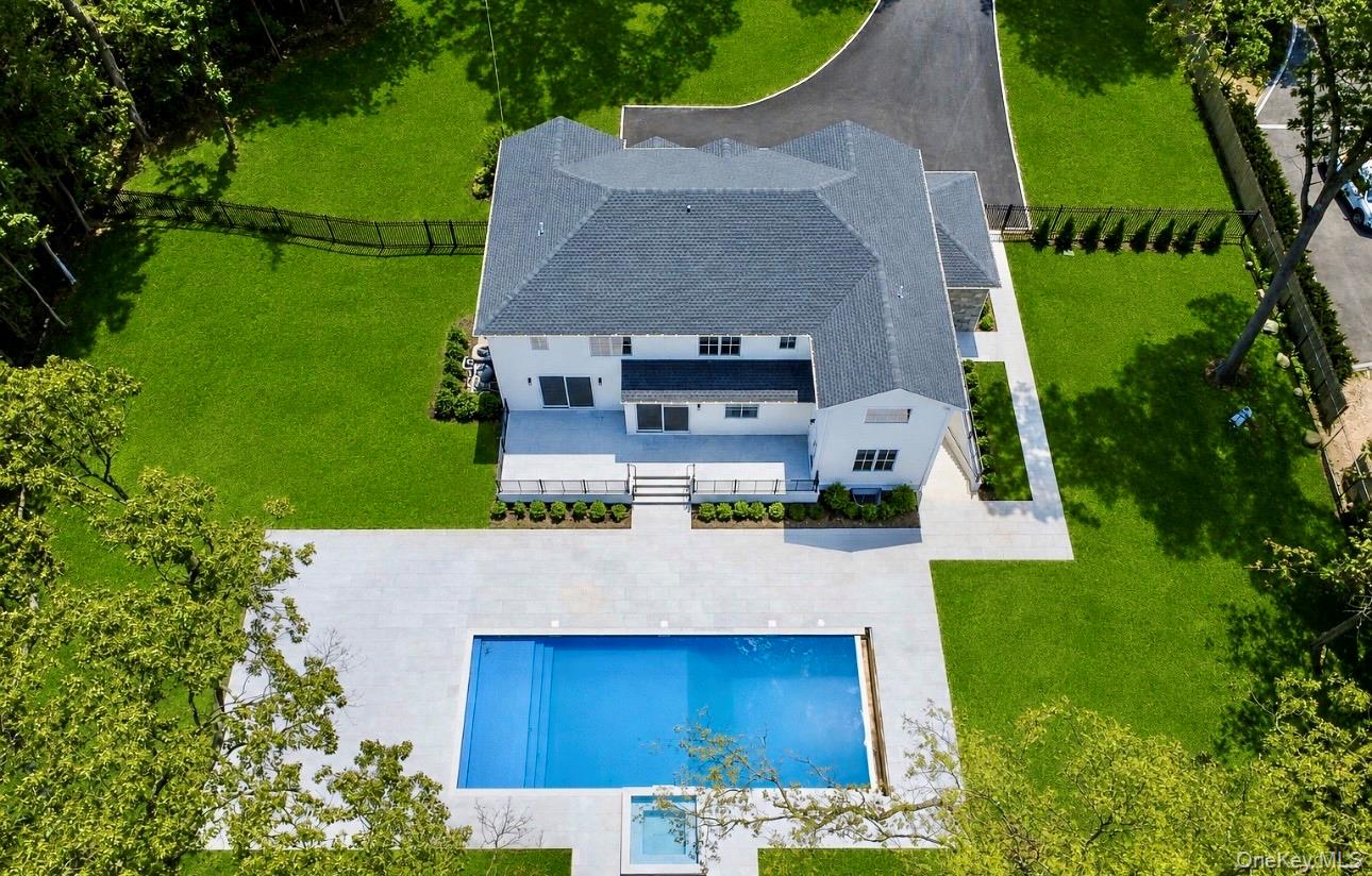 32 Pine Road Syosset, NY 11791 - Photo 2 of 35