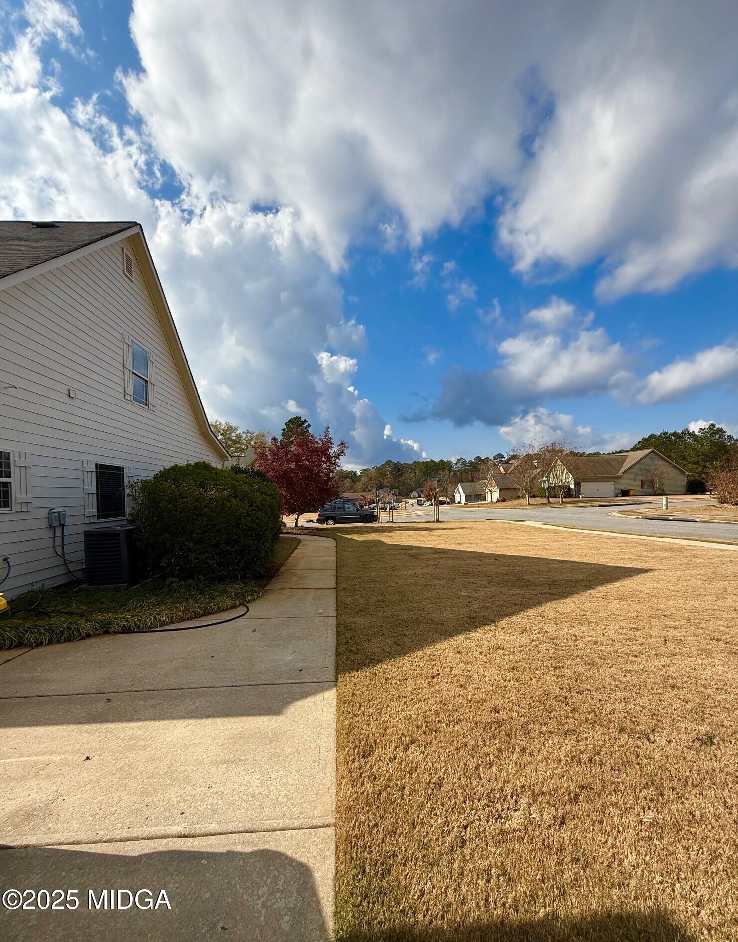 149 Presidents Way Forsyth, GA 31029 - Photo 19 of 26 a view of an ocean and beach