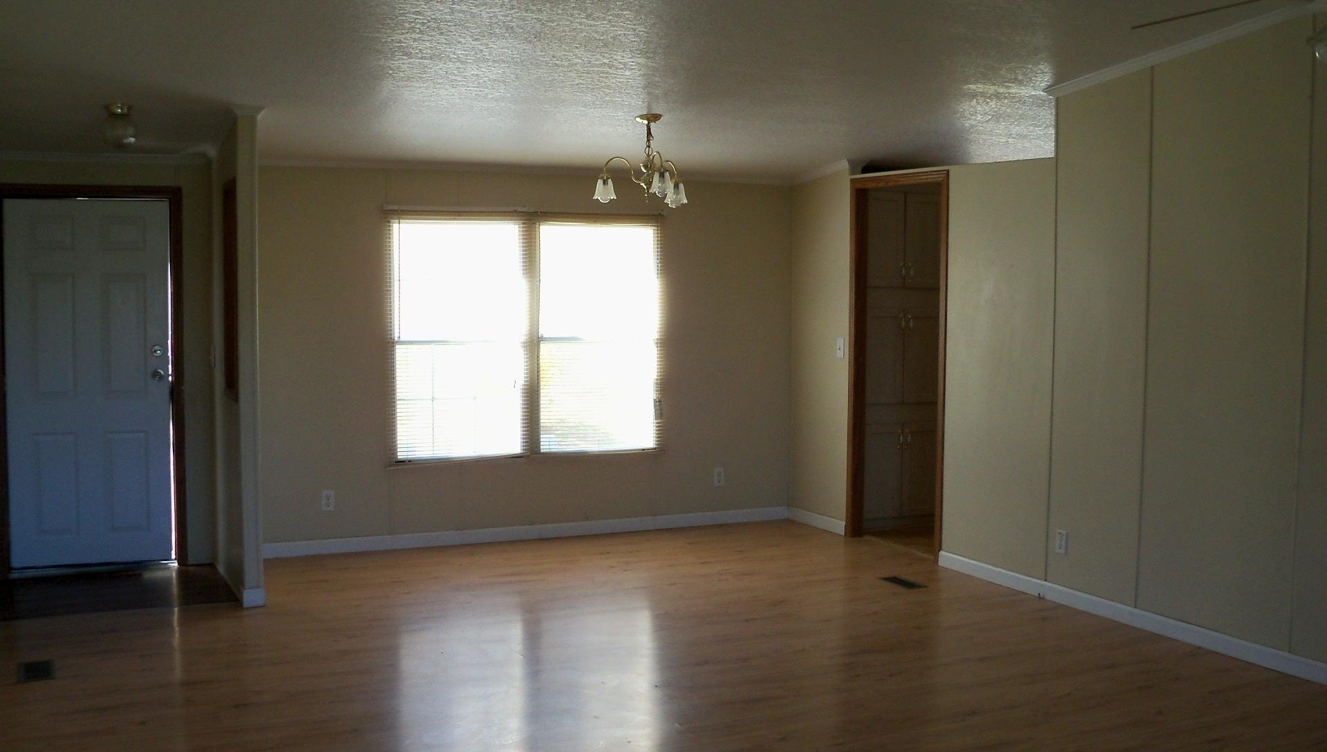 429 Willow Road Dayton, TN 37321 - Photo 5 of 10 100_2541.JPG