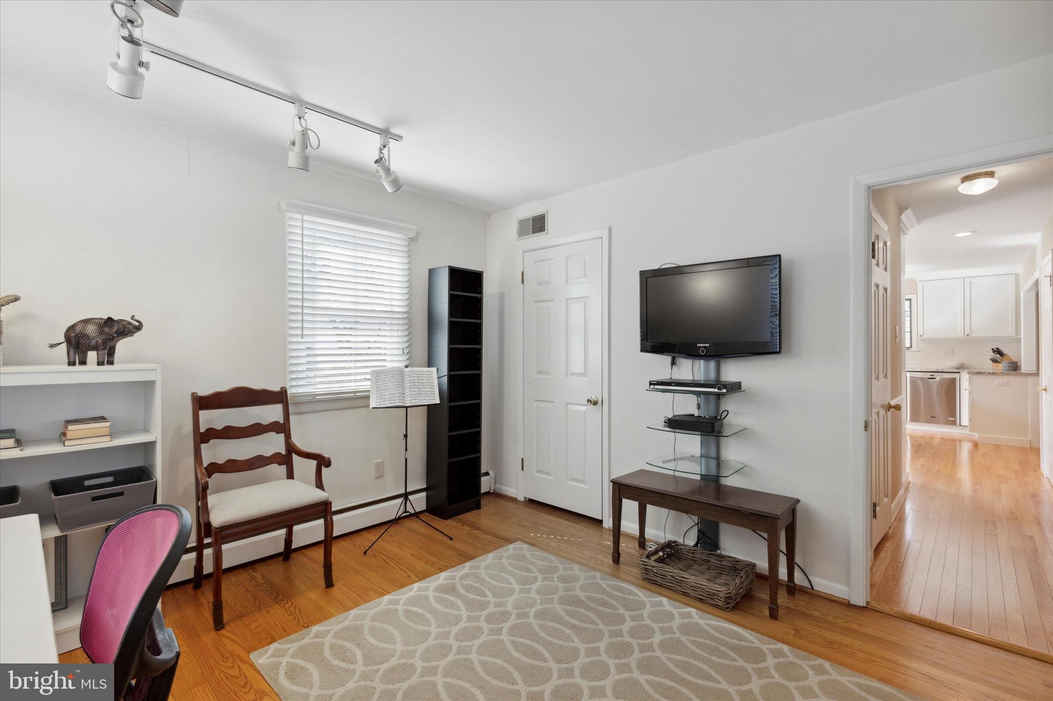 13 Morris Circle Wayne, PA 19087 - Photo 10 of 37