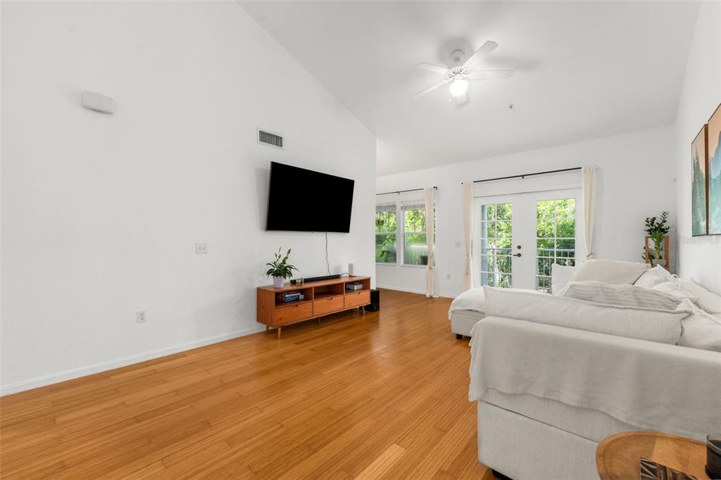 9124 Southwest 51st Road, Unit 302 Gainesville, FL 32608 - Photo 11 of 37 Gallery Image 11