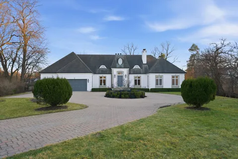 $1,599,000 | 11361 West Plainfield Road, Indian Head Park, IL 60525