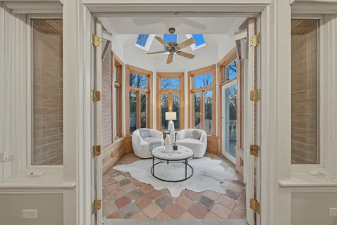 $1,599,000 | 11361 West Plainfield Road, Indian Head Park, IL 60525