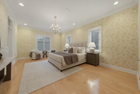 $1,599,000 | 11361 West Plainfield Road, Indian Head Park, IL 60525