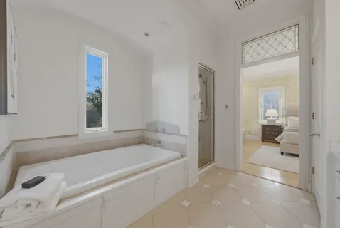 $1,599,000 | 11361 West Plainfield Road, Indian Head Park, IL 60525