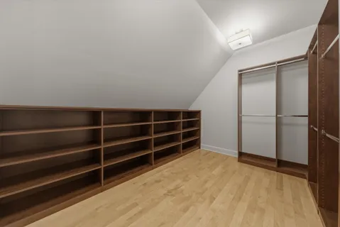 $1,599,000 | 11361 West Plainfield Road, Indian Head Park, IL 60525