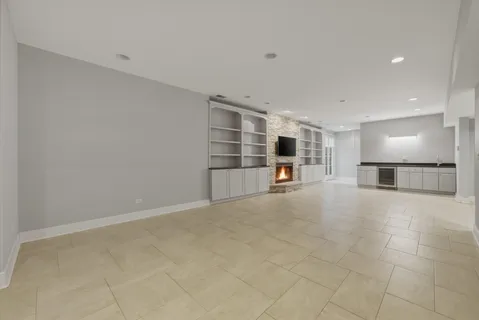 $1,599,000 | 11361 West Plainfield Road, Indian Head Park, IL 60525