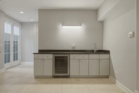 $1,599,000 | 11361 West Plainfield Road, Indian Head Park, IL 60525