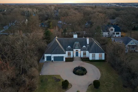 $1,599,000 | 11361 West Plainfield Road, Indian Head Park, IL 60525