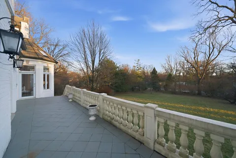 $1,599,000 | 11361 West Plainfield Road, Indian Head Park, IL 60525