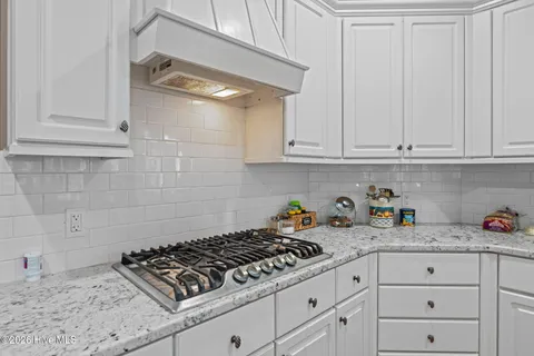 $639,500 | 106 Clay Circle, West End, NC 27376