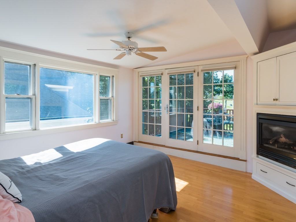 17 Commonwealth Road, Unit 2 Watertown, MA 02472 - Photo 10 of 15 Gallery Image 10
