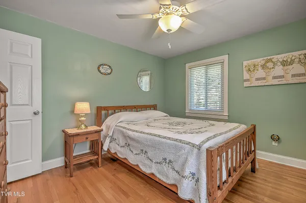 $479,000 | 1461 Holston Drive, Bristol, TN 37620