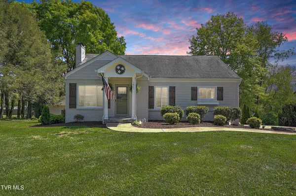 $479,000 | 1461 Holston Drive, Bristol, TN 37620