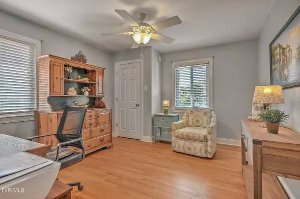 $479,000 | 1461 Holston Drive, Bristol, TN 37620
