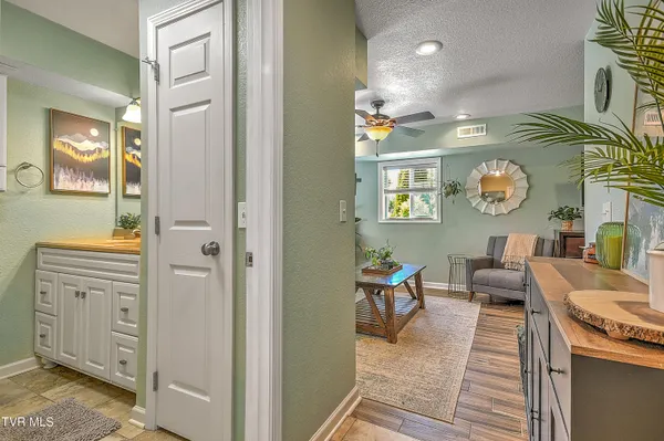 $479,000 | 1461 Holston Drive, Bristol, TN 37620
