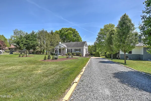 $479,000 | 1461 Holston Drive, Bristol, TN 37620