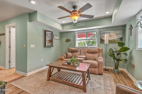 $479,000 | 1461 Holston Drive, Bristol, TN 37620