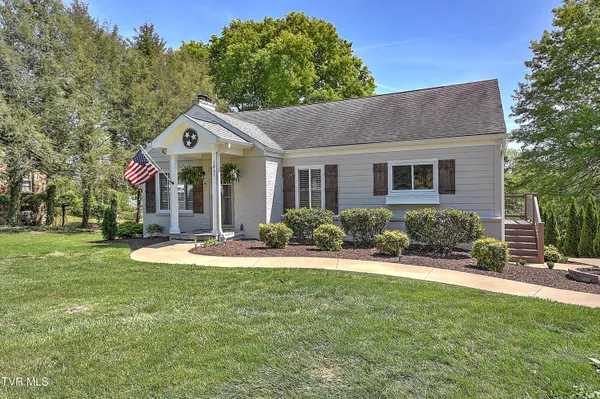 $479,000 | 1461 Holston Drive, Bristol, TN 37620