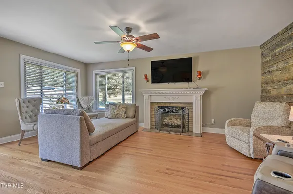 $479,000 | 1461 Holston Drive, Bristol, TN 37620