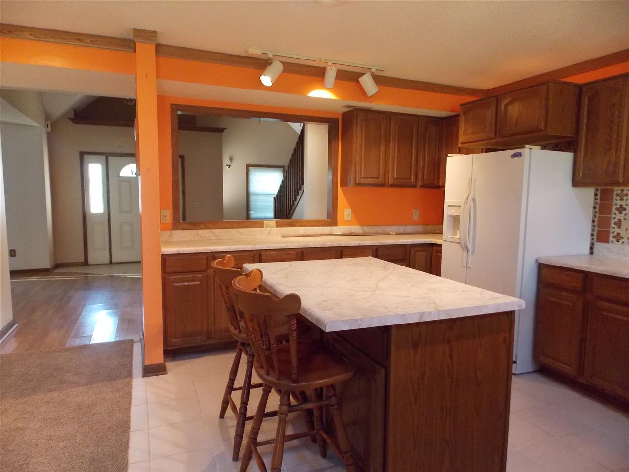7520 Bluffton Road Fort Wayne, IN 46809 - Photo 9 of 27