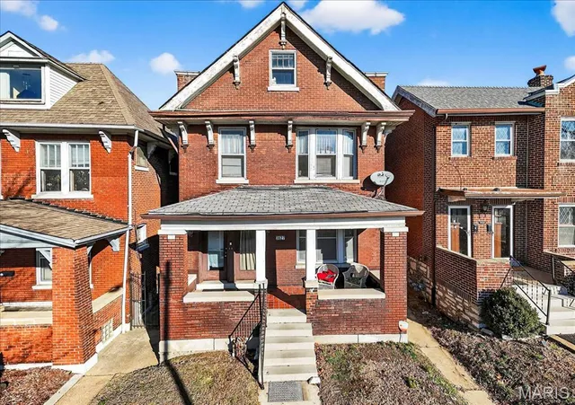 $275,000 | 3627 Lafayette Avenue, St. Louis, MO 63110