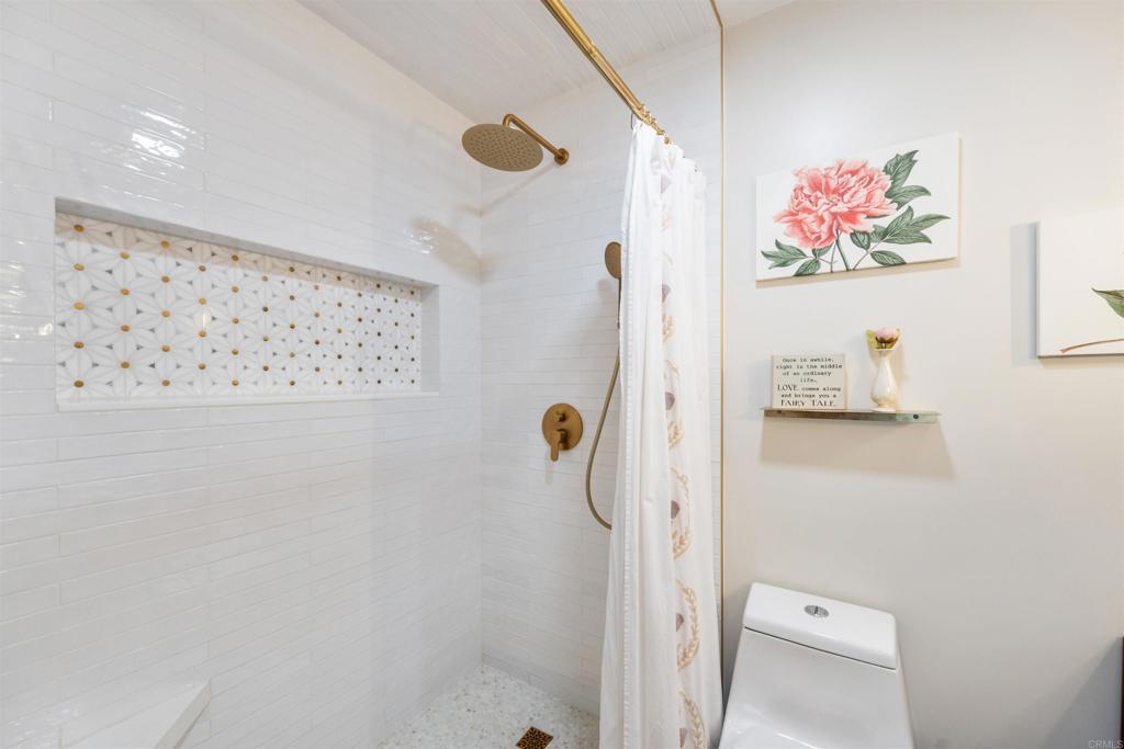 315 Volney Lane Encinitas, CA 92024 - Photo 34 of 51 a bathroom with a shower
