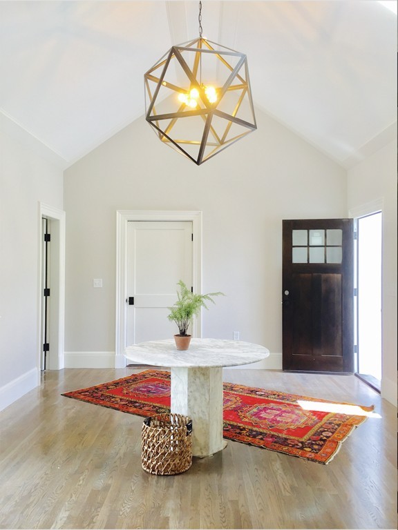 5 Sumner Lane Belmont, MA 02478 - Photo 4 of 19