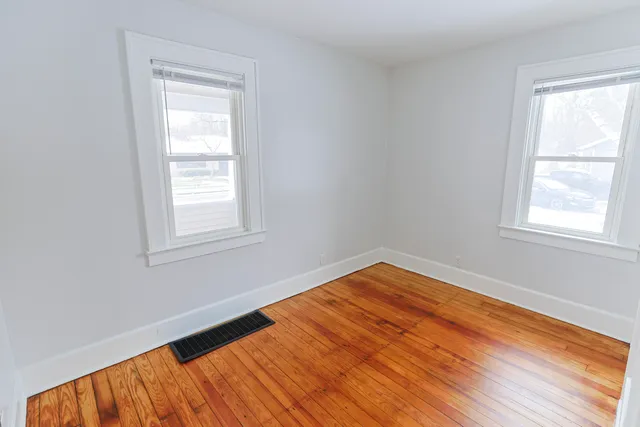 $189,000 | 11 North Barrett Street, Niles, MI 49120