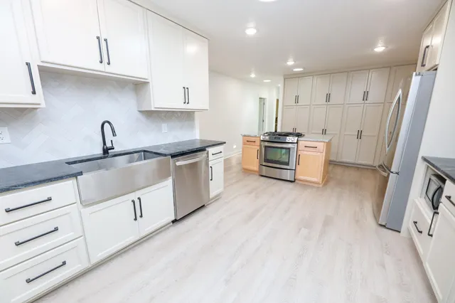 $1,045,000 | 3877 Tolena Road Northeast, Alexandria, MN 56308