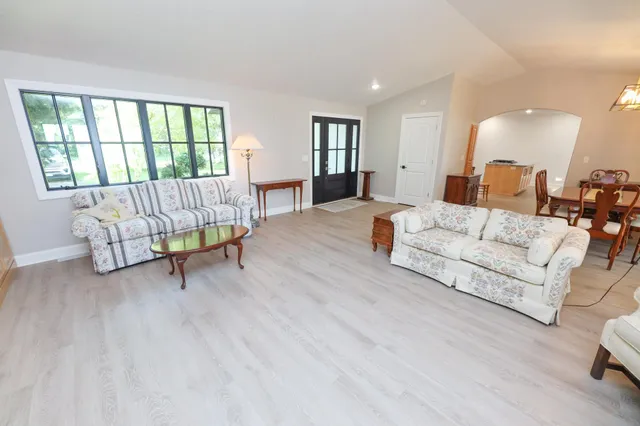 $1,045,000 | 3877 Tolena Road Northeast, Alexandria, MN 56308