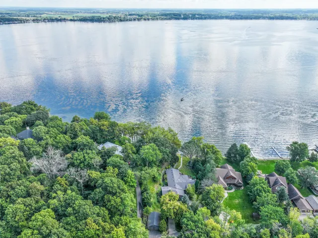 $1,045,000 | 3877 Tolena Road Northeast, Alexandria, MN 56308