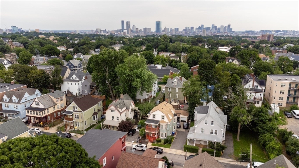 92 Ruthven Street Boston, MA 02121 - Photo 4 of 38 Gallery Image 4