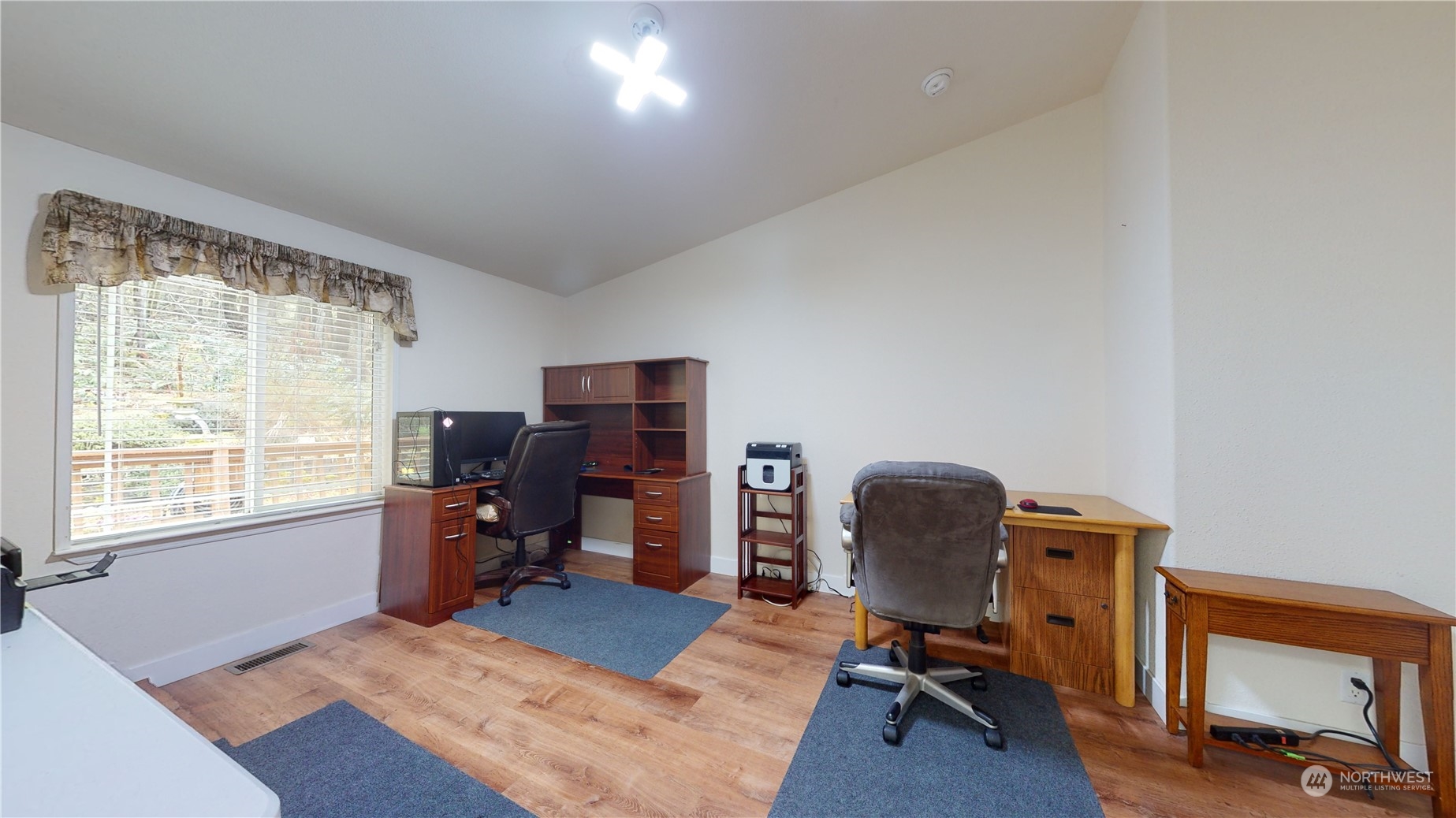 20889 Northeast Melson Road Poulsbo, WA 98370 - Photo 21 of 34 Gallery Image 21