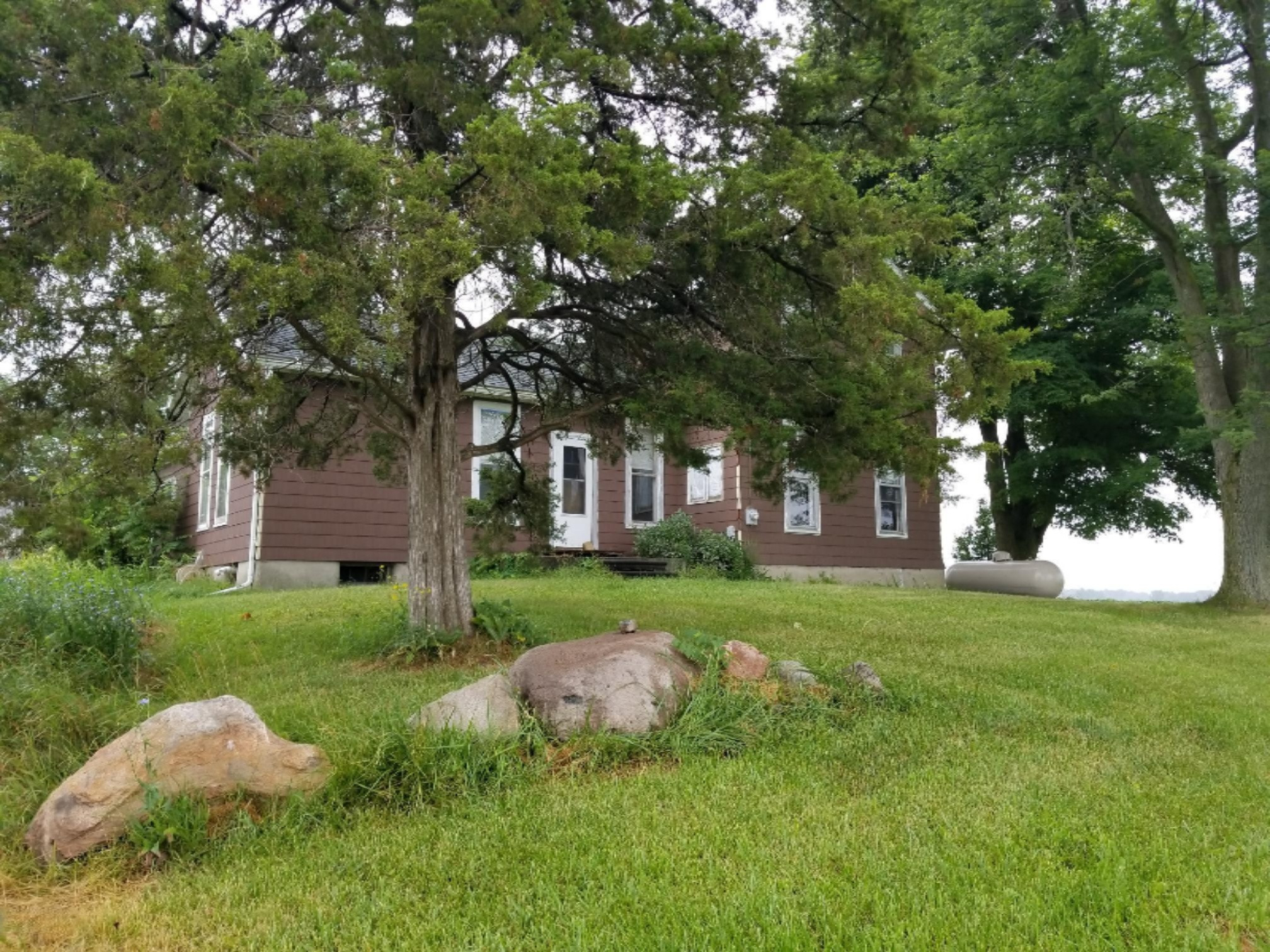 10451 Gilmore Road Camden, MI 49232 - Photo 2 of 25 jag19
