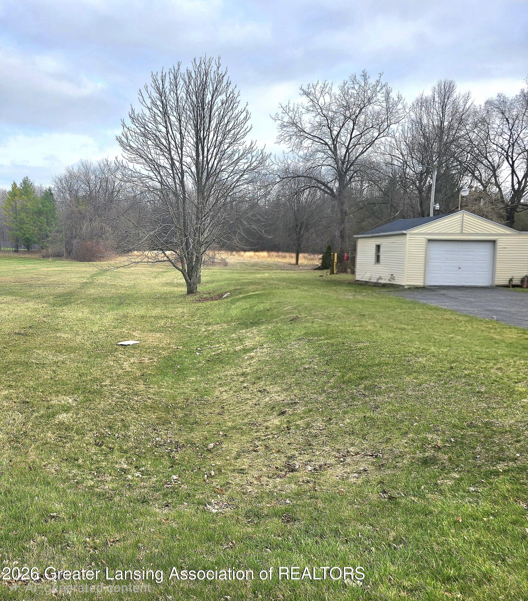 7308 Davison Road Davison, MI 48423 - Photo 2 of 14 Davison side