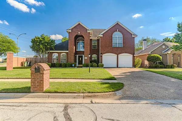 $484,500 | 1200 Hillary Lane, Arlington, TX 76012