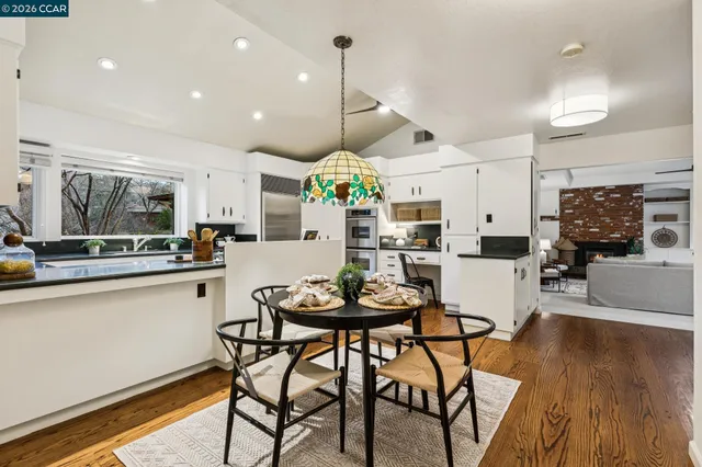 $1,749,000 | 411 La Vista Road, Walnut Creek, CA 94598